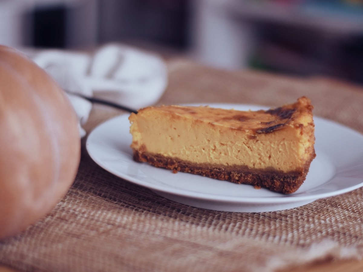 Un pastel de calabaza y boniato para chuparse los&nbsp;dedos